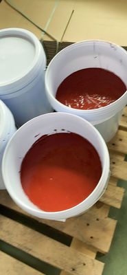 Flammschutzfähiges Epoxidharz mit Farbpaste zur Transformatorisolierung